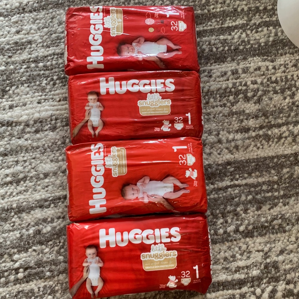 128ct Huggies Little Snugglers Diapers Size 1